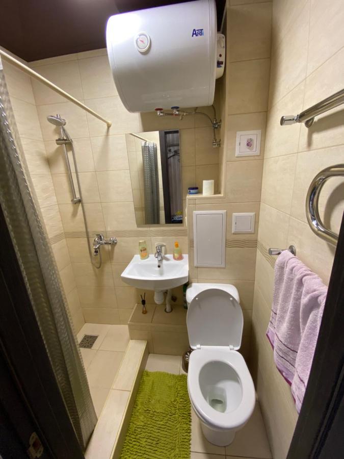 Apartment 30 M2 On Sergei Esenin 11 Kharkiv Eksteriør billede