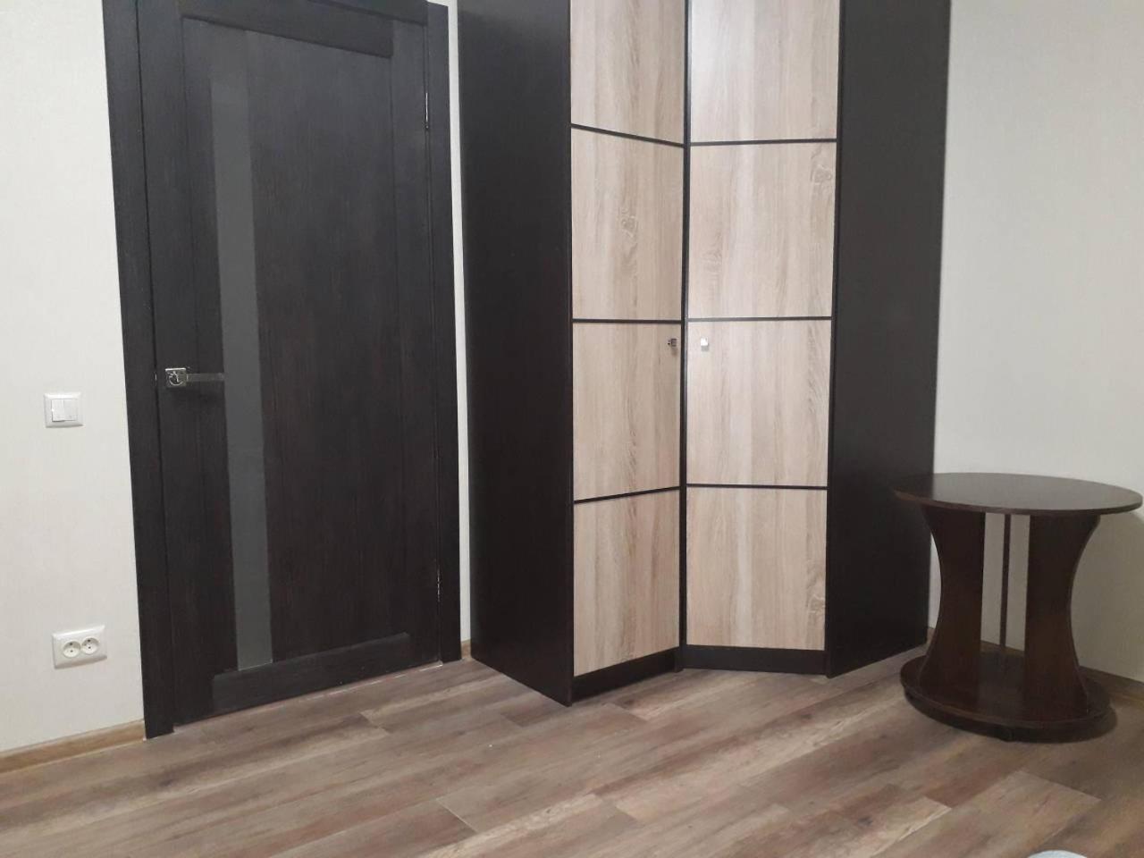Apartment 30 M2 On Sergei Esenin 11 Kharkiv Eksteriør billede