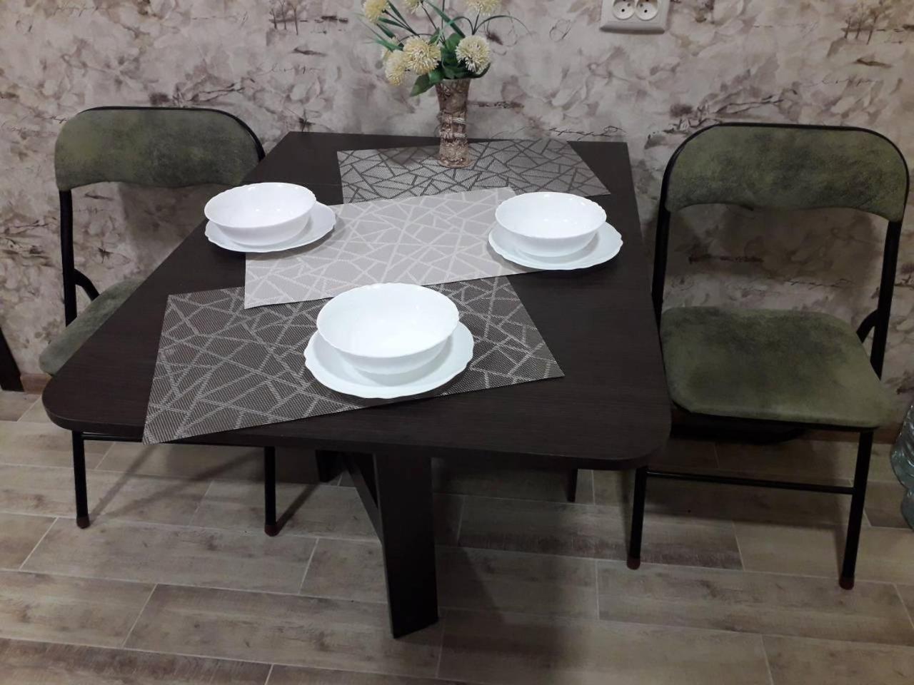 Apartment 30 M2 On Sergei Esenin 11 Kharkiv Eksteriør billede