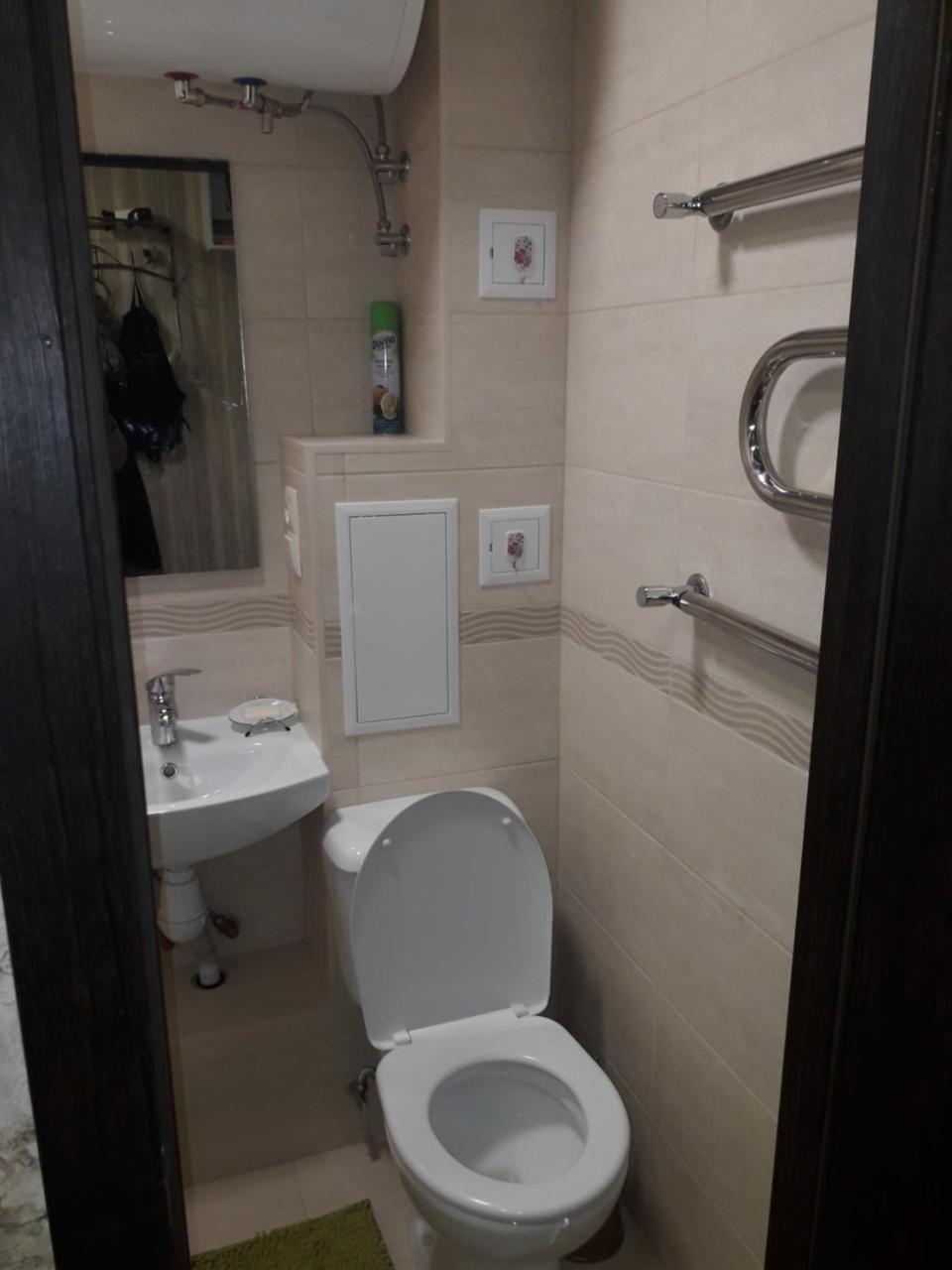 Apartment 30 M2 On Sergei Esenin 11 Kharkiv Eksteriør billede