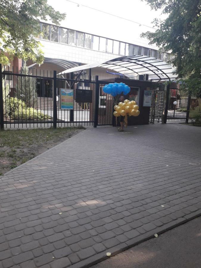 Apartment 30 M2 On Sergei Esenin 11 Kharkiv Eksteriør billede