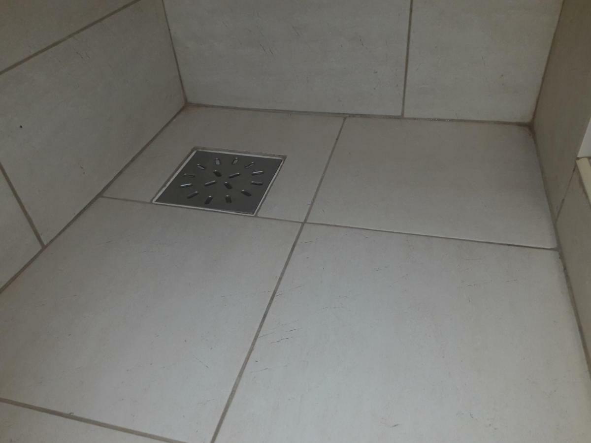 Apartment 30 M2 On Sergei Esenin 11 Kharkiv Eksteriør billede
