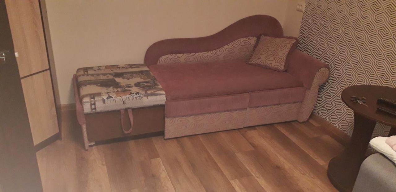Apartment 30 M2 On Sergei Esenin 11 Kharkiv Eksteriør billede