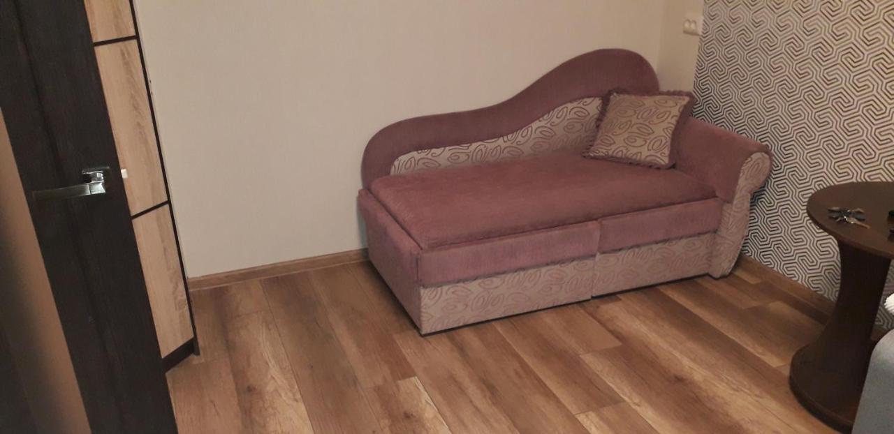 Apartment 30 M2 On Sergei Esenin 11 Kharkiv Eksteriør billede